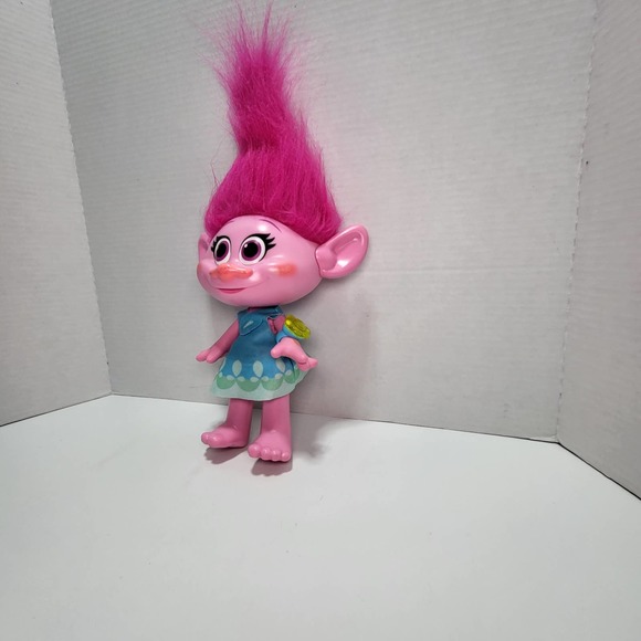 Troll Doll Hug Time Poppy 14" Talking / Light Up - Hasbro - 2015 - Dreamworks - Picture 9 of 14